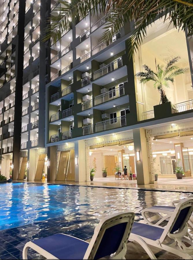The Celandine By Dmci Homes Caloocan Exterior foto